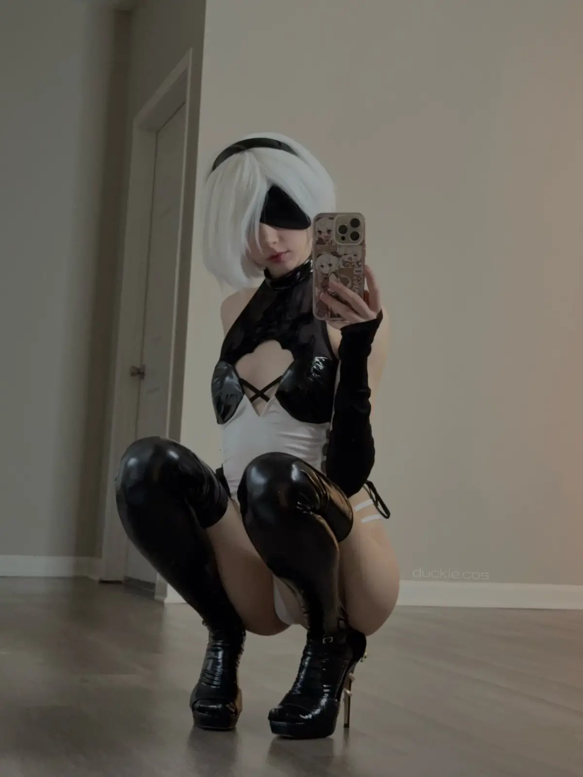 Duckie.Cos Lexi: Сексуальный Косплей Тизер