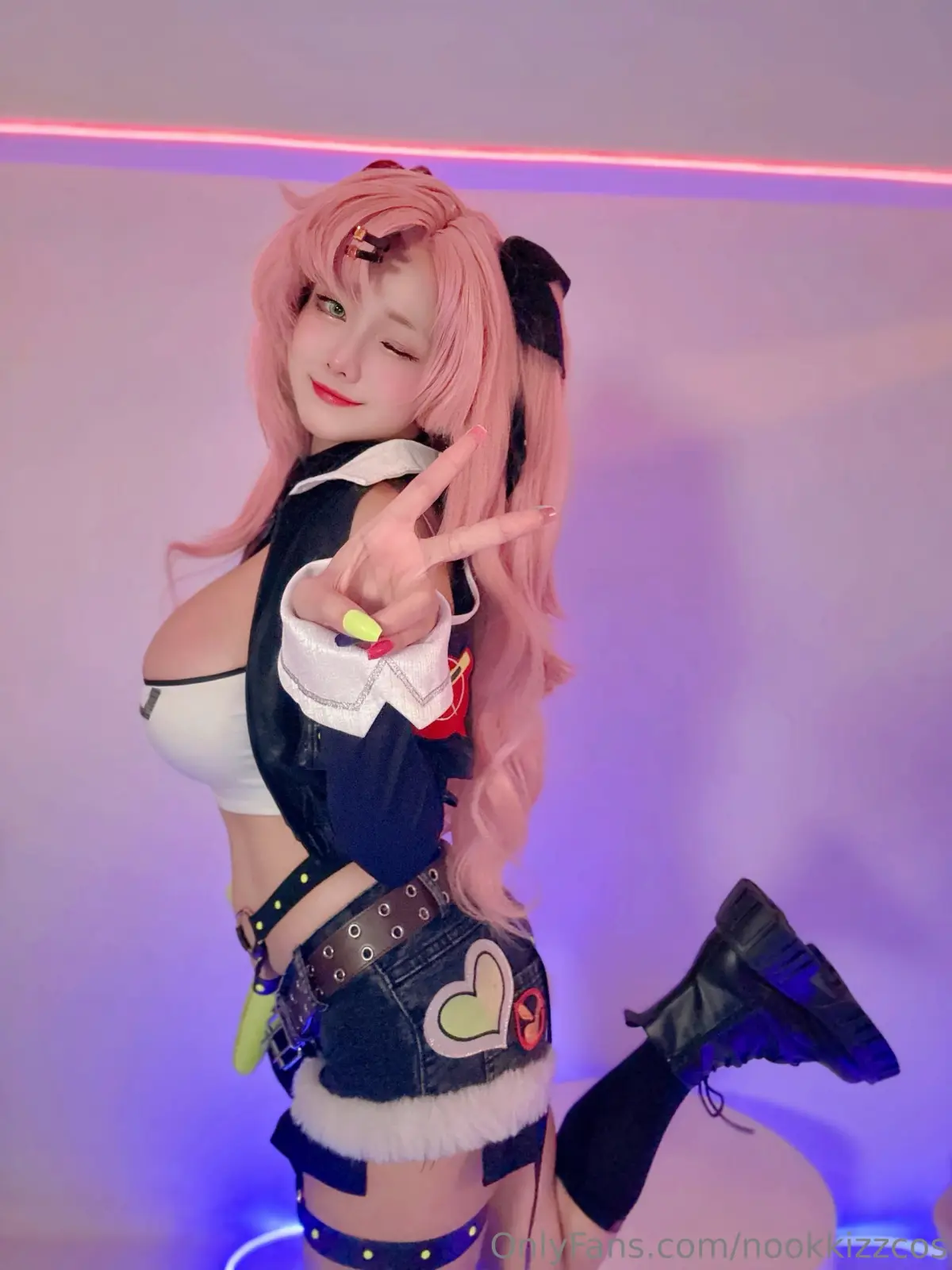 Nookkiizz Busty Cosplay Tease – Огромные Сиськи — фото 2