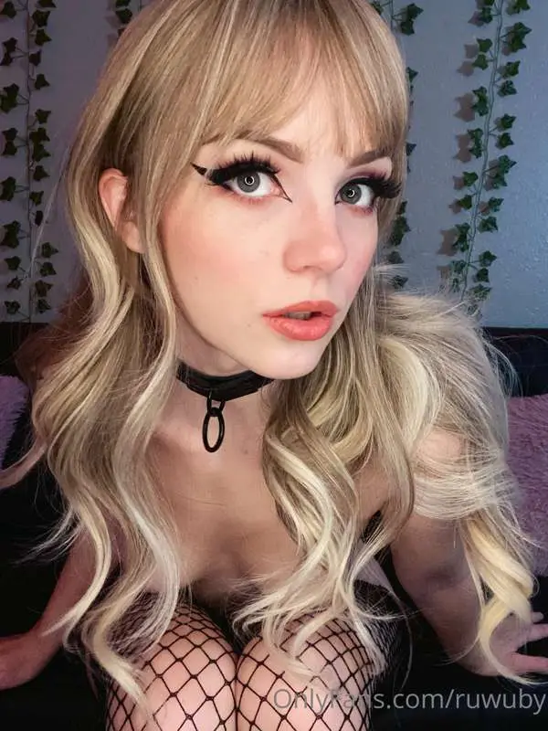 Anduwuby Ruwuby в фишнетах: тизер и попка