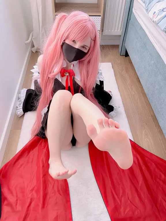 Goldenpupu Sweet Heart Lily: Тизер Пяток и Попки